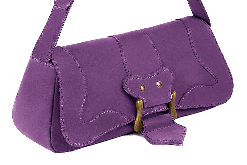 Handcrafted women's small luxurious elegant handbag in premium amethyst purple leather. Perfect for elevated everyday style.   
                Choose from our luxurious collections of leather and fabric to perfectly match your handbags to your outfits.